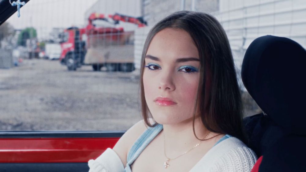 Anaïs-Tohé Commaret erhält den PONTOPREIS MMK 2026